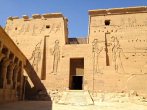 From Luxor: Private Guided Tour to Edfu & Kom Ombo with Lunch & a Felucca Ride